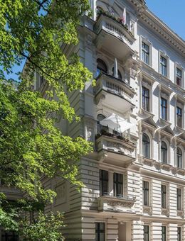 Vermietete 4-Zimmer-Altbauwohnung als Kapitalanlage im historischen Ensemble - Berlin