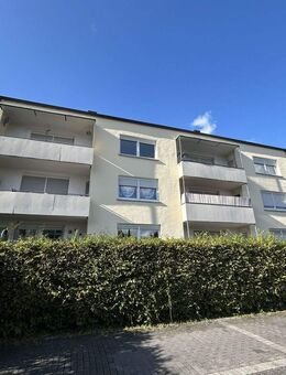 Erhöhtes Erdgeschoss: 3-Zimmer-Wohnung mit Balkon in Alt-Arnsberg - Arnsberg