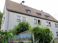 6-Familienhaus mit angrenzender Halle auf ca. 1900m² Grund - Würzburg