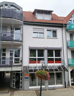 gewerbliche TE-Einheit am Marktplatz - Laichingen