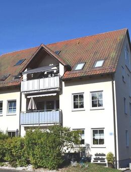 Vermietete Eigentumswohnung mit Balkon und Kfz-Stellplatz - Weiden (Oberpfalz)
