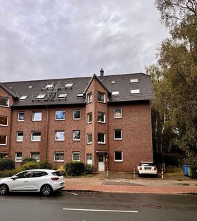 Schönes Wohnen in Schmachtendorf - charmante Wohnung auf zwei Etagen mit Balkon