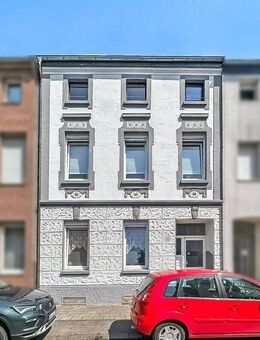 Solides Dreifamilienhaus mit großem Garten und Potenzial in Mönchengladbach-Rheydt - Mönchengladbach