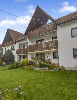Gepflegte 3-ZKB Wohnung mit Einbauküche, Balkon, Gartenanteil und Garage in ruhiger Lage - Schwabmünchen
