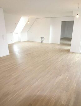 PENTHOUSE-ähnliche Service-Wohnung in den KLOSTERGÄRTEN (fest vermietet) - Neumarkt (Oberpfalz)