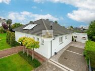 *Wohnen am Wasser: Moderner Bungalow mit herrlichem Garten am Goitzschesee* - Bitterfeld-Wolfen