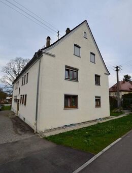 Schöne Renovierte 4 Zimmer Dachgeschosswohnung in Riedlingen - Riedlingen