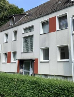 Gut geschnittene 4,5 Zimmer Wohnung im Erdgeschoss mit Balkon - Gelsenkirchen