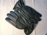 Handschuhe Leder. Längere Lederhandschuhe, feiner Gummizug am Handgelenk. Gr 10-10,5 /L-XL Hochwertiges & strapazierbares LEDER, schwarz. Nähte, Einfassungen TOP verarbeitet. Handschuhe mit kleiner Stulpe, "wenn's kälter ist". - Bad Oeynhausen