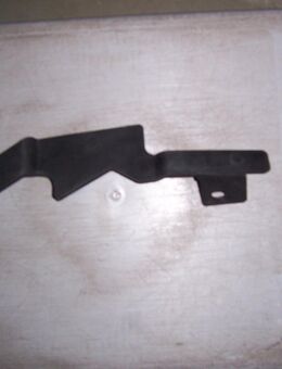 MB813340 Dichtung rechts A/C-Kondensator Mitsubishi Pajero V20 - Hannover Vahrenwald-List