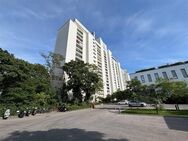 Ruhige 3 Zimmer Wohnung mit perfekter Infrastruktur und phantastischem Bergblick - München