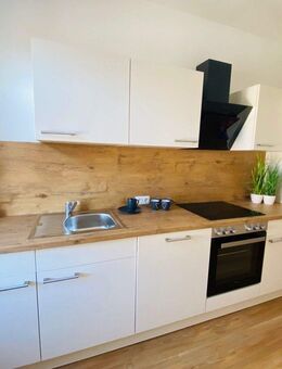 ??NEU! In Renovierung I sonniger Balkon I moderne Einbauküche?? - Dresden