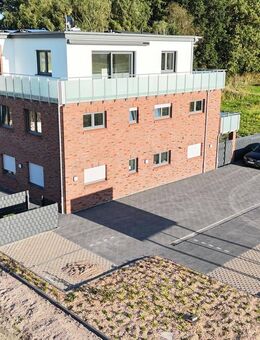 ETW mit 3-Zimmern über zwei Ebenen auf ca. 90 m² Wohnfläche im KfW40 Standard im 6-Familienhaus - Wildeshausen