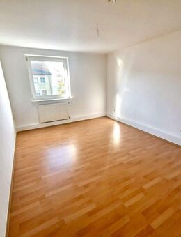 Schöne 3-Zimmer-Wohnung, zentrumsnah in Hof - Hof