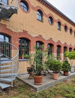Exklusiv wohnen im Waldstraßenviertel: Dachterrassen + Stellplatz - Leipzig