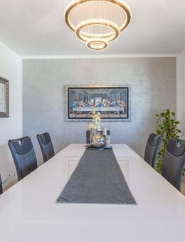 DAHLER - Über 5% Mietrendite für dieses sanierte Wohnungspaket (4-Zi-Maisonette + 2-Zi-Dachgeschoß) - Traunreut