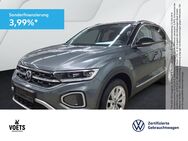 VW T-Roc, 1.5 TSI Style, Jahr 2024 - Braunschweig