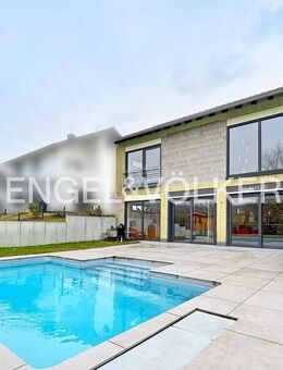 Exklusives Einfamilienhaus in begehrter Wohnlage mit Außenpool - Neuwied