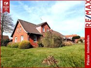 Sanierungsbedürftiges, großes Fehnhaus in Warsingsfehn * Moormerland * 1540 qm Grundstück * 2 WE * - Moormerland