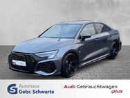 Audi RS3, Limousine quattro TOP-AUSSTATTUNG, Jahr 2024 - Aurich