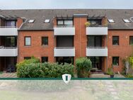 Vermietete Dachgeschosswohnung mit Terrasse und PKW-Stellplatz in Lübeck - Lübeck