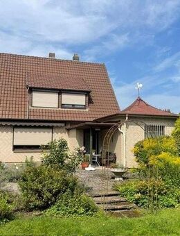 Einfamilienhaus mit angrenzenden Baugrundstück in besonders schöner Lage von Wolfenbüttel - Wolfenbüttel