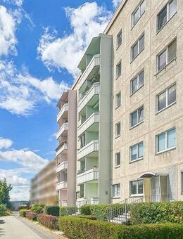 Traumhafter Blick ins Vogtland - helle 3-Zimmer-Wohnung in Reichenbach - Reichenbach (Vogtland)