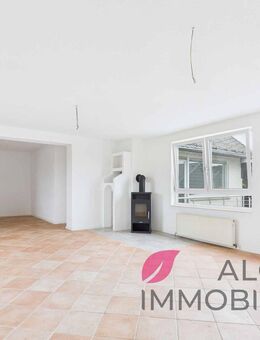 Mehrparteienhaus mit 4 Wohneinheiten | ca. 356 m² WF | Renditepotenzial nach Sanierung | - Breitscheid (Landkreis Neuwied)