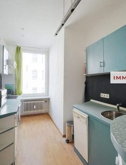 IMMOBERLIN.DE - Ruhige Altbauwohnung mit hellem Ambiente im Schillerkiez - Berlin