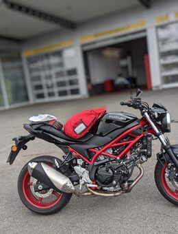 Suzuki SV650, Garagenfahrzeug, TÜV bis 08/2026sehr guter Zustand, VB 5.100€ - Köln