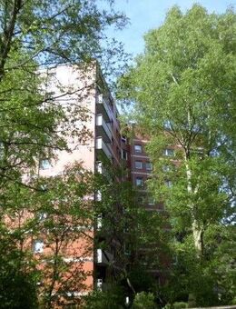 Geräumige Wohnung mit traumhaftem Ausblick zur Miete in Wedel - Wentzel Dr. - Wedel