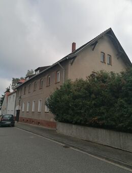 PROVISIONSFREIES MEHRFAMILIENHAUS MIT EINLIEGERWOHNUNG - Teuchern
