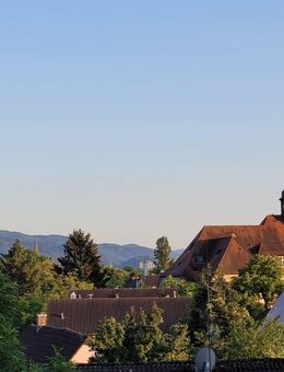 Über den Dächern von FR-Zähringen - Traumhafte 3-Zimmer DG-Maisonette mit Weitblick, Loftcharakter - Freiburg (Breisgau)