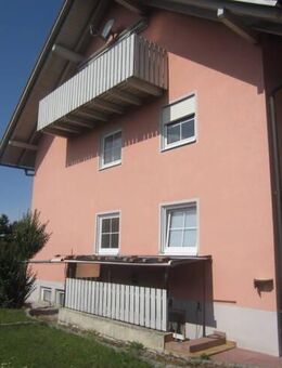 Wunderschöne 3-Zimmer DG-Wohnung mit eigenem Garten und Balkon - Essenbach