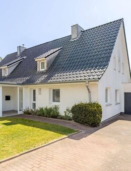 Gepflegte DHH mit Gartenparadies auf Erbbaurechtsgrundstück - Bad Schwartau