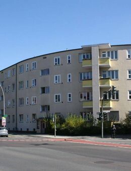 TOP Angebot: 3 Zimmer im DG in Zehlendorf Mitte - Berlin