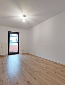 Sanierte 2-Zimmer-Wohnung mit Loggia in bester Lage - 5,5% Rendite möglich - Mannheim