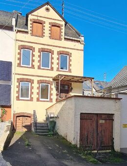 Ihr neues Domizil an der Mosel! Erschaffen Sie ein gemütliches Schmuckstück. - Zell (Mosel)