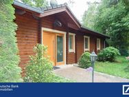 Nachhaltiges Blockbohlenhaus - massiv, ökologisch, idyllisch - Wenzendorf