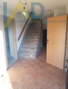 Zweifamilienhaus in der Sächsischen Schweiz: Ausbau vorbereitet, teilentkernt, mit großem Potenzial. - Neustadt (Sachsen)