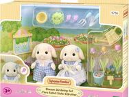 Sylvanian Families Spielwelt Blumen- und Garten-Spielset mit Figuren (5736)