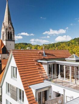 Exklusives 4,5-Zi. Maisonette-Penthouse mit Aufzug, Terrassen, Balkon, Garagen & Traum-Aussicht - Münsingen