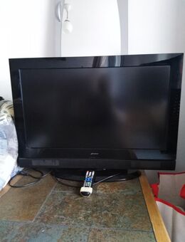 Fernseher Superior mit Fernbedienung - Köln
