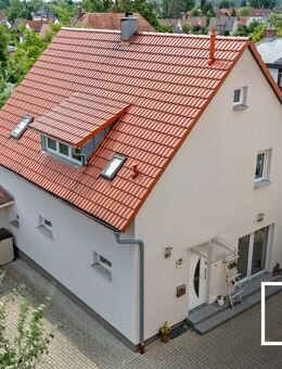 Zentrale Lage! Gepflegtes Einfamilienhaus in S-Bahn-Nähe mit Keller & Südterrasse - Fürth