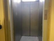 Neu Sanierte 3,5 Zimmer ETW mit 2 Balkone und Einbauküche und mehr mit Panoramaausblick Inkl. Aufzug - Kornwestheim
