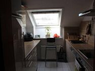 Schöne 3 Zimmer-Dachwohnung - Leverkusen