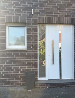 Großzügiges Einfamilienhaus mit Einliegerwohnung (Baujahr 2007) in Rheine-Dutum - Rheine