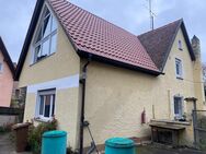 Einfamilienhaus mit Scheune im Altort Wü-Oberdürrbach,Wfl. ca 140m², Grundstück 1069 qm, VP 390.000 € - Würzburg