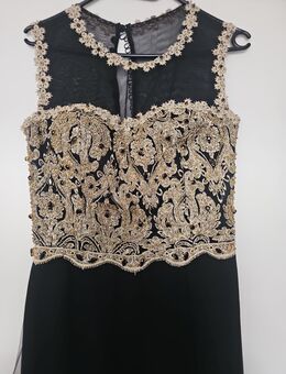 Abendkleid mit einer schlepper - Berlin