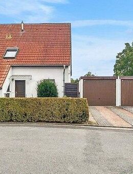 Gepflegte Doppelhaushälfte in ruhiger Lage - Ihr neues Zuhause mit Wohlfühlatmosphäre in Aken (Elbe) - Aken (Elbe)